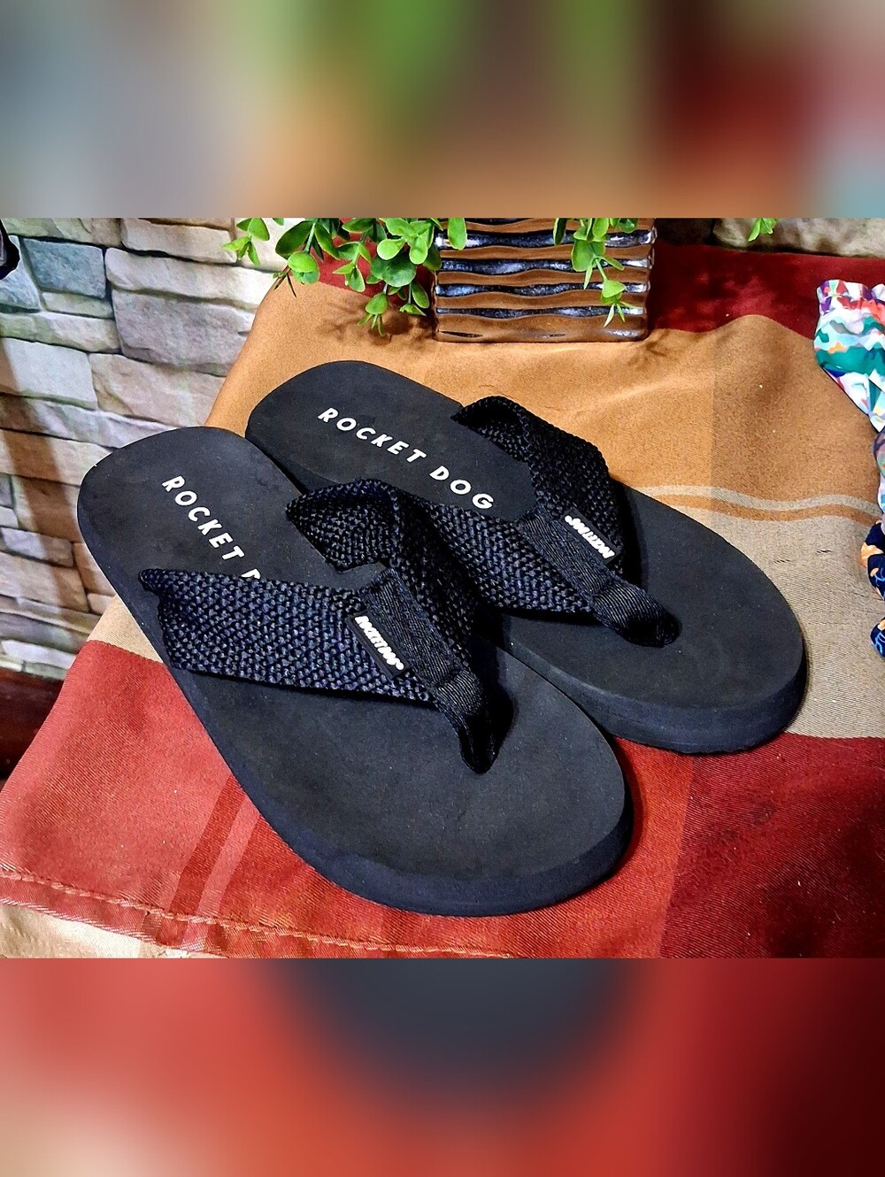 Rocket Dog Black Woven Strap Flip Flops Unisex Size 11